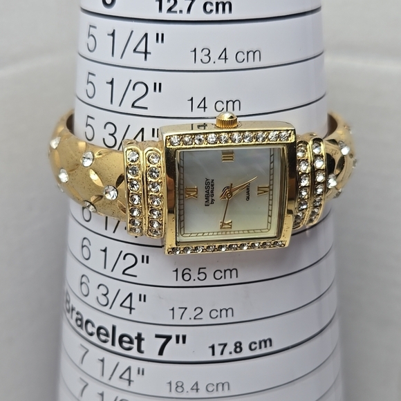 Womens Vintage MOP Embassy by Gruen Watch with Stones GEM1924L New Battery - Picture 6 of 9